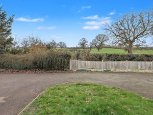 Photo 24- click for photo gallery